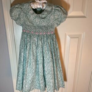 Edgehill Collection Girls Dress, Smocked, 4T, with collar and puff sleeves